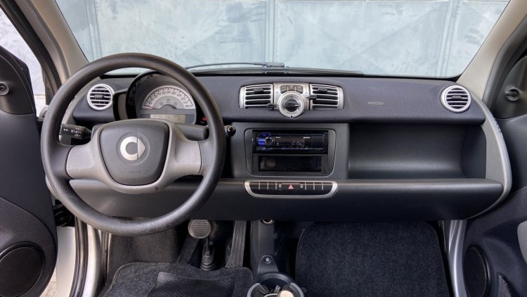 Smart ForTwo Coup&eacute; 0.9i