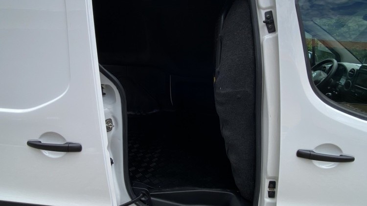Citro&euml;n Berlingo 1.6 HDI 3Lug + GPS