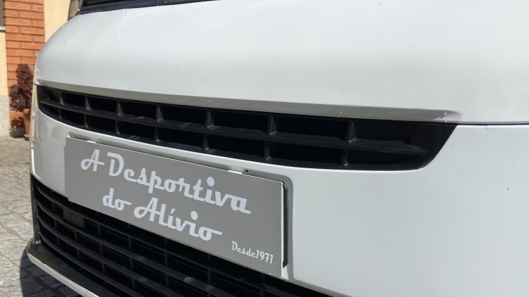 Citro&euml;n Berlingo 1.6 BlueHDI 100cv CARPLAY e CAMARA