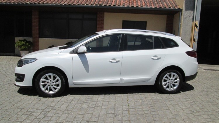 Renault M&eacute;gane Sport Tourer 1.5 DCI DYNAMIQUE - S