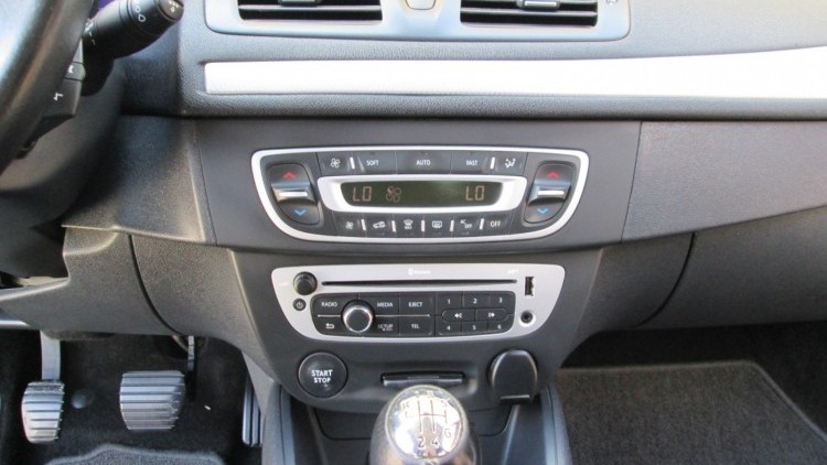Renault M&eacute;gane Sport Tourer 1.5 DCI DYNAMIQUE - S