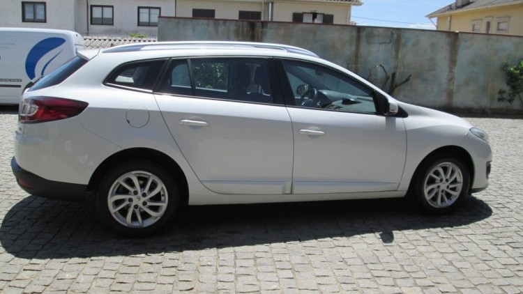 Renault M&eacute;gane Sport Tourer 1.5 DCI DYNAMIQUE - S