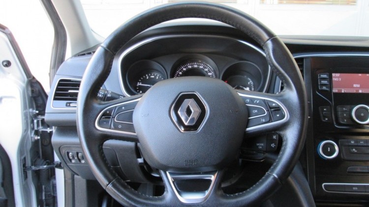 Renault M&eacute;gane 1.5 DCI ZEN +