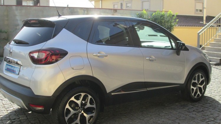 Renault Captur 1.5 DCi EXCLUSIVE